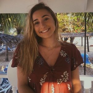 Meet your Posher, Jocelynjocelyn